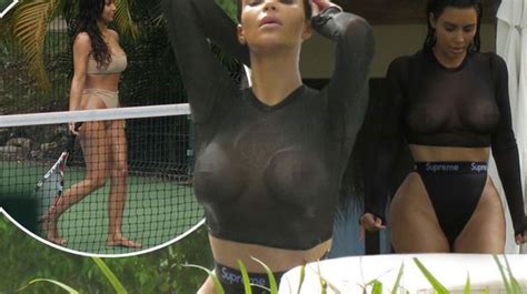 Khloe Kardashian Flashes Boobs Telegraph