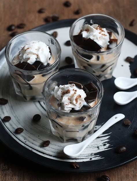 Sprinkle with a dusting of cocoa powder and you're after a lot of heavy food over the festive season, these light, delicate chocolate pots will be a welcome change. Coffee Jelly Dessert | The Peach Kitchen