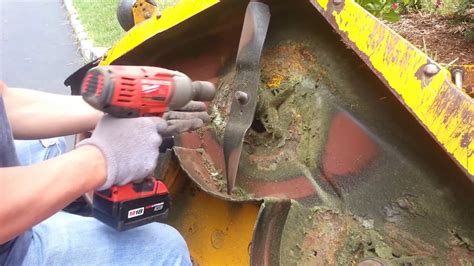 How Do I Remove And Change Blade On Cub Cadet Mower Removing The Blade