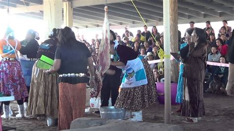 Miss Navajo Sheep Butchering Contest 05 Youtube
