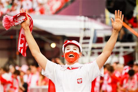 Рет қаралды 3 м.23 күн бұрын. Euro 2012 mecz Polska - Rosja, Warszawa / Euro 2012 Poland ...