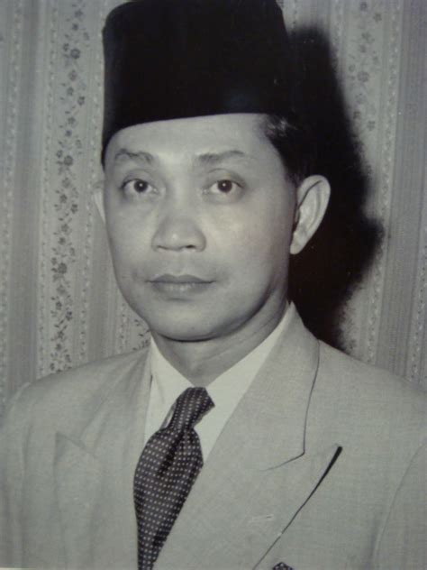 Chief syarie judge, perak syariah judiciary department, level 5, kompleks mahkamah syariah perak, jalan pari, off jalan tun abdul razak, 30020 ipoh. Kami Anak Malaysia: Sejarah Kemerdekaan