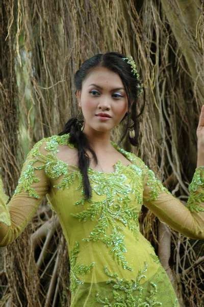New Hot Indonesia Foto Cewek Cantik Sexyphoto Photos Picture Pictures
