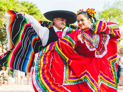 Fiesta San Antonio - Celebrating the City's 300th Anniversary