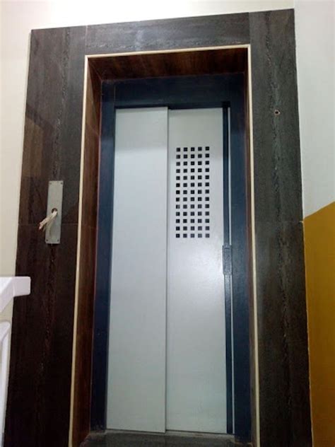 Swing Door Passenger Lift Maximum Height 8 Feet Max Persons 4 Person At Rs 470000 In Hyderabad