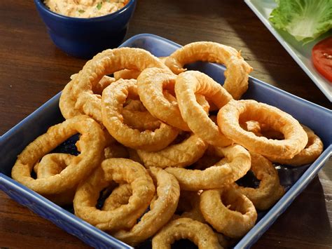 Moms Onion Rings Recipe Onion Rings Onions And Ring
