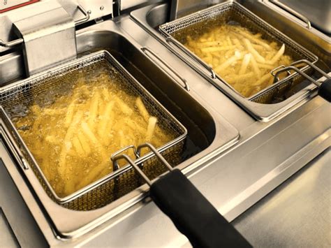 Common Oil For Deep Frying Found To Make Genetic Changes