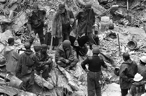 En el atentado terrorista murieron 29 personas, entre israelíes y argentinos e hirió a otras 242. A 25 años del atentado a la AMIA, la masacre que dejó 85 ...
