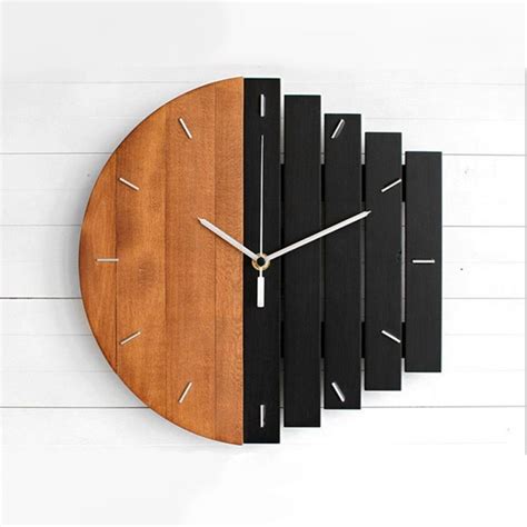 New Modern Design Wall Clock Antique Style Nordic Wall Clock Wooden