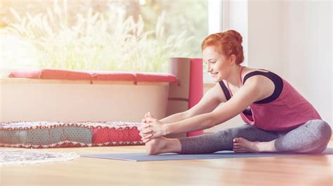 Yoga For The Hypermobile Strategies For Avoiding Si Joint Pain