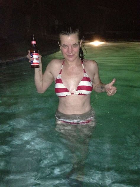 Pauley Perrette Wearinga Bikini In Her Pool Fabzz Pauley