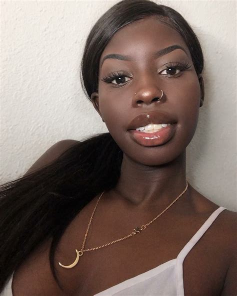 Pin By 💋gℓιzzүgℓαмσυяσυs💋 On B꯭꯭a꯭꯭d꯭꯭d꯭꯭i꯭꯭e꯭꯭s꯭꯭ Dark Skin Women African Fashion Women