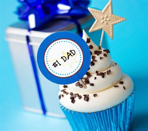 C'entra san giuseppe, il papà adottivo di gesù, almeno nei paesi di tradizione cattolica la festa del papà può essere un giorno difficile per chi non ce l'ha più, come scrive l'illustratore gipi su twitter, o per chi non l'ha mai avuto, o. Lavoretti creativi per la festa del papà | Mamma Felice