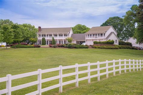 A North Georgia Gentlemans Farm In Clarkesville Previously Listed