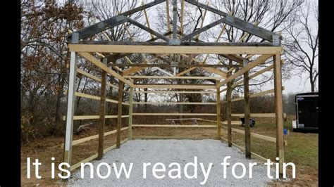 Unless your land is perfect for building, you may need to make a few decisions based on the landscape of your property. 12+ DIY Pole Barn Plans For Your Homestead - The Self ...