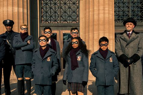 Netflixs Umbrella Academy Trailer Showcases An Offbeat Superhero Saga Engadget