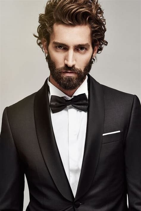 This is quite easy everyday elegant hairstyles for those girls who want to deck up, but keep it simple. 45 Amazing Curly Hairstyles for Men: Inspiration and Ideas ...