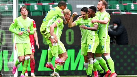 The compact squad overview with all players and data in the season overall squad vfl wolfsburg. VfL Wolfsburg kann für die Champions League planen | NDR ...