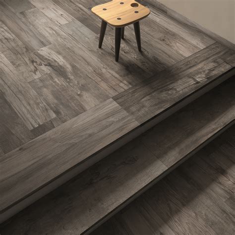 Wood Effect Porcelain Tile Dolphin Grey 1200x200mm Wood Effect