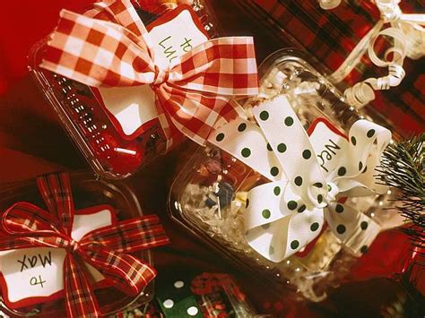 Gift exchange ideas at work. Sweets & Treats: Gift Exchange Ideas