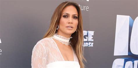 Awkward Jennifer Lopez Cozies Up To Ex Marc Anthony His Wife And Her