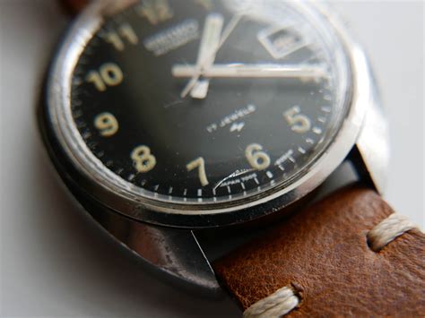 a brief guide to the iconic watches of the vietnam war — 60clicks