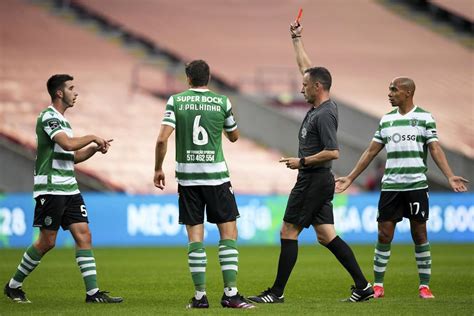 Before joining the academy of sporting cp. Nota 3 para Soares Dias. Gonçalo Inácio bem expulso ...