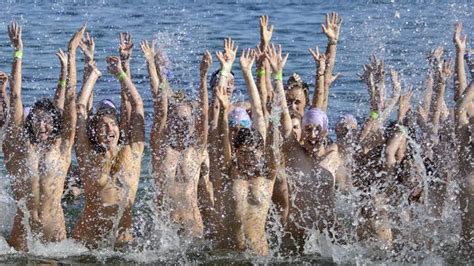 Bums Away More Than A 1000 Swimmers Strip Off For The