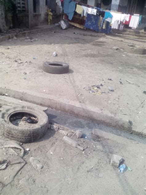 The fire incident was said to have started at about 3am when residents were still asleep. The Bad Shape Of Police Barracks, Obalende, Lagos. (Exclusive Pictures) - Politics - Nigeria