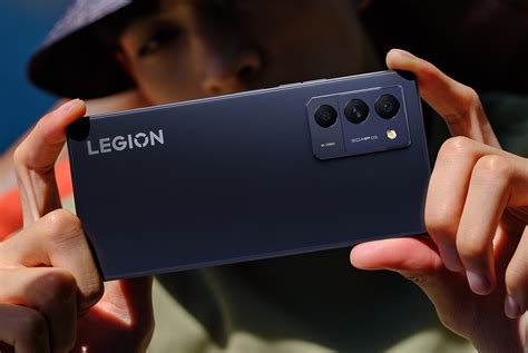 Представлен игровой смартфон Lenovo Legion Y70 с дисплеем 144 Гц