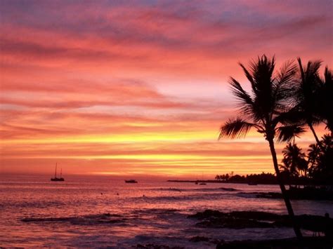 Hawaiis Best Sunsets Waikiki Vacations Condo