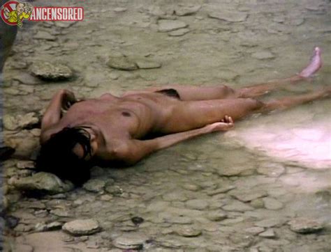 Laura Gemser Nuda Anni In Horror Safari