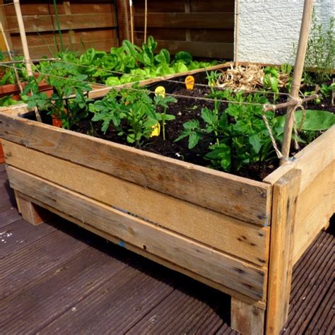 Container Gardening Diy Planter Box From Pallets Foxy Folksy