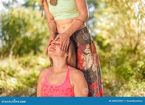 Master Massage Thuroughly Massages A Girl Out In The Forest Stock Image Image Of Rejuvenation