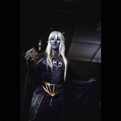 Pin By Benjamin Oakley On Aaravos Cosplay Reference Cosplay Goofy