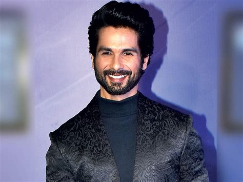 Shahid 720p kalitesindedir, iyi seyirler. Shahid Kapoor would recast this trio in Padmaavat