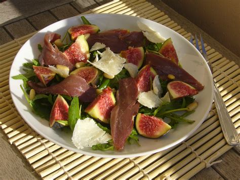 Salade de roquette aux figues et magret de canard La cuisine du mercredi