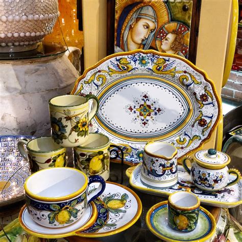 Handmade Italian Pottery Goods History And Tradition Vlrengbr