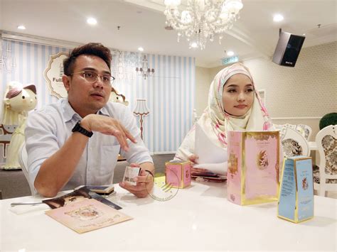 We did not find results for: TERUJA BERTEMU JOY REVFA PENGASAS MERVE COSMETIC - Lovely Bee