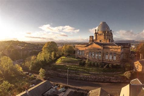 Paisley Renfrewshires Largest Town Has A Fascinating History