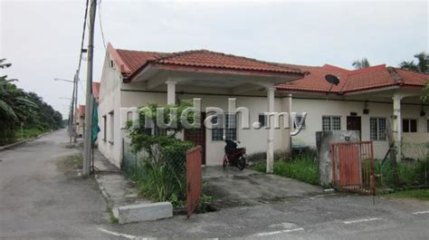 Rumah teres 2 tingkat untuk dijual, bayu permai country via www.hartanahmilenium.com. Hartanah Jual/ Beli/ Sewa: Klang, Meru, Taman Meru Mulia ...