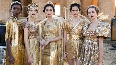 Dolce Gabbana Alta Moda Sous Le Soleil De Sicile La Maison