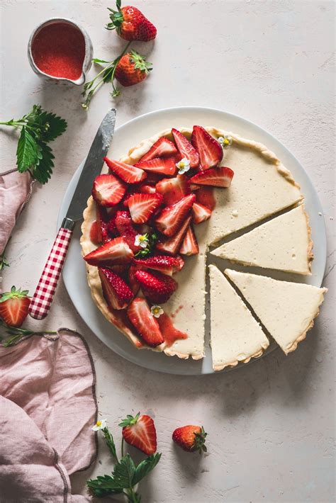 Maybe you would like to learn more about one of these? Cremige Vanille Pudding Tarte mit Erdbeeren ...