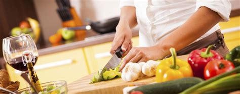 Aprende a tu ritmo, dónde y cuando quieras. Cursos de cocina para principiantes - Soy Chef - Escuela ...