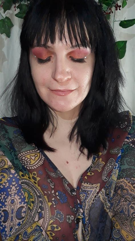 Channeling My Inner 🦜 And Wearing Falsies For The First Time R