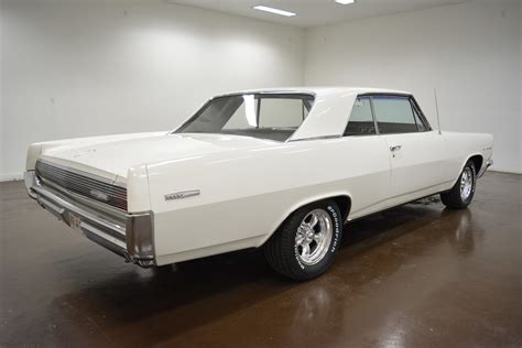 Ив монтан, джеймс гарнер, ева мари сейнт и др. 1963 Pontiac Grand Prix | Classic Car Liquidators in ...