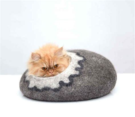 Beautiful designs for your furry friends and our products are hand crafted in nepal and we pay 200% of the average wage. This fuming pod-dweller. | Cat cave, Cats, Felt cat