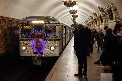 Moscow Metro Hires Female Train Drivers For 1st Time Daily Sabah