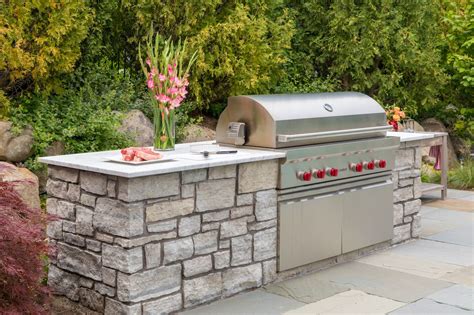 Designing Stunning Outdoor Kitchens With Natural Stone Use Natural