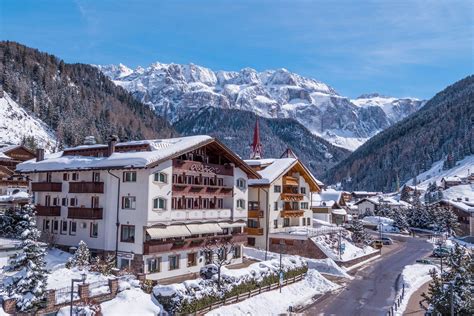 Alle wichtigen infos rund um den urlaub gröden. Hotel Astor - Wolkenstein in Gröden. Jetzt online buchen